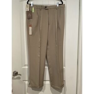 Haggar Mens Dress Pants Classic Fit Khaki Size 38x30 Pleated No Iron NWT